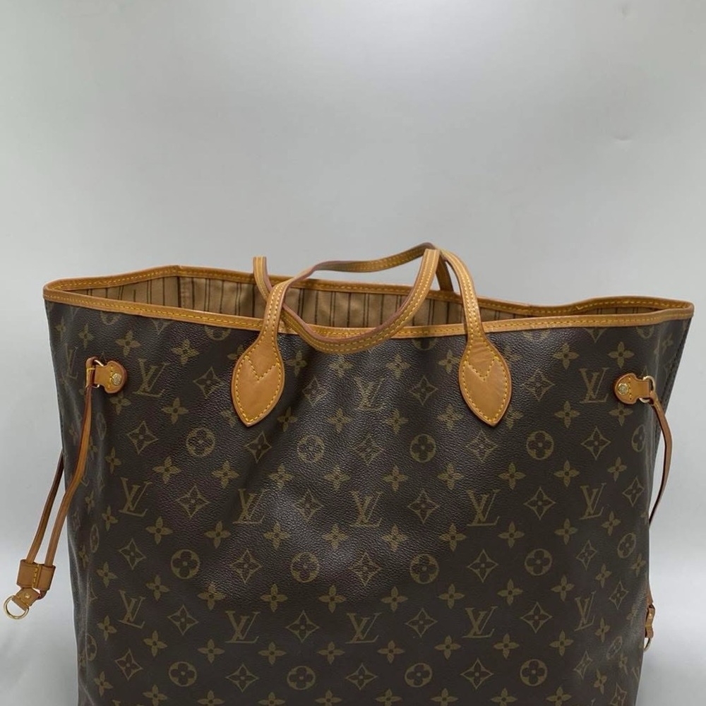 Louis Vuitton Brown Monogram Neverfull Tote